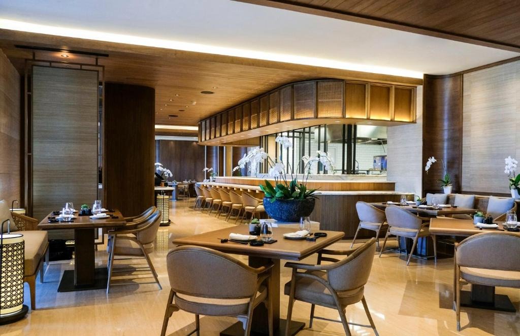 هتل آپوروا کمپینسکی کوتا